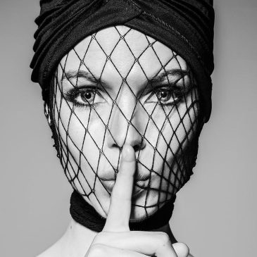 Black and white portrait of a beautiful woman
