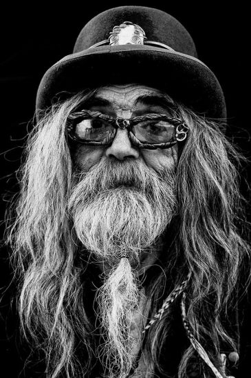 photographie de portrait en noir et blanc