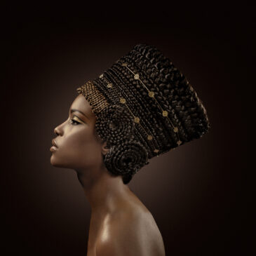 Wall decoration of African woman