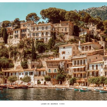 Vintage style wall art from Italy