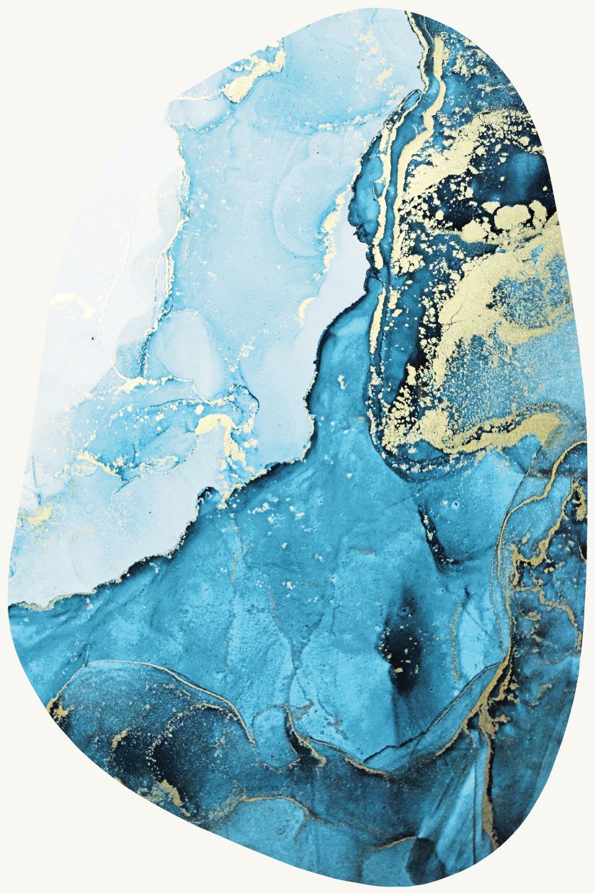 Tableau abstrait organique Marble III avec marbre bleu et accents dorés, décoration murale moderne